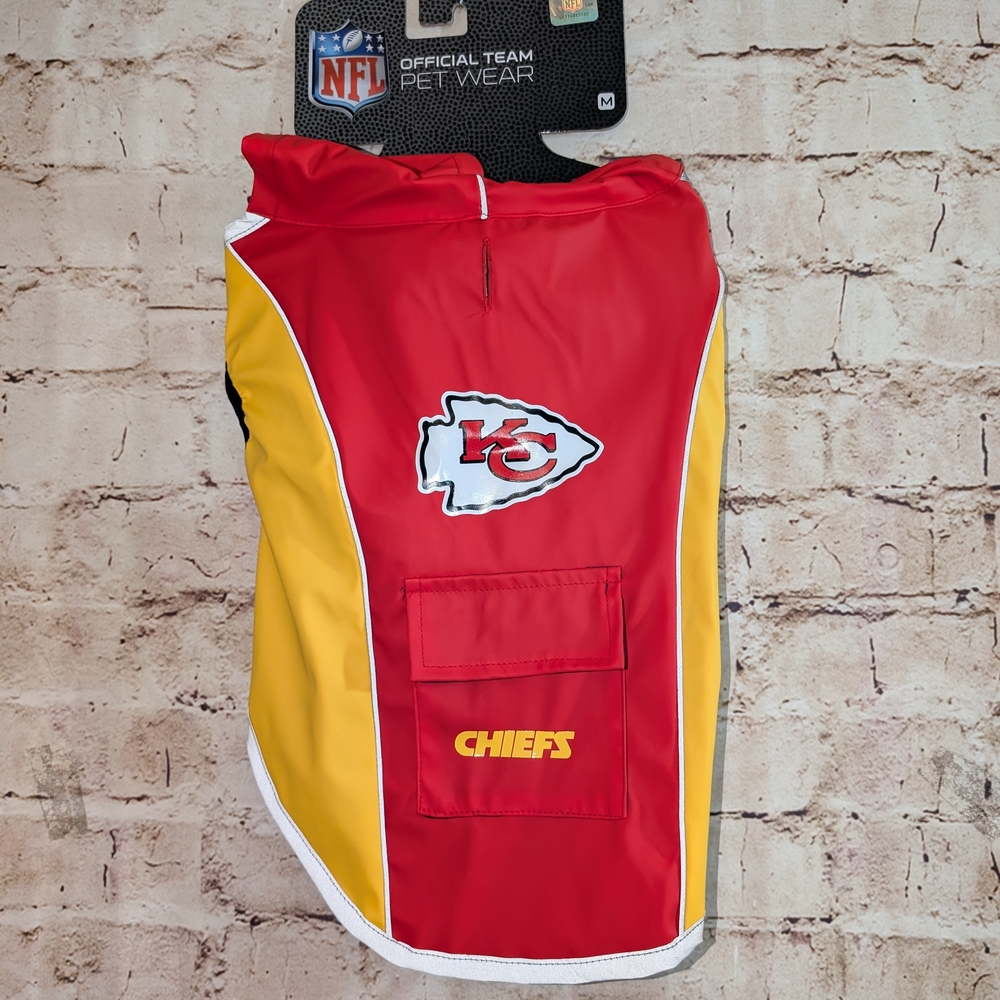 ♥️NFL Kansas City Chiefs Dog Rain Coat Size Medium NEW